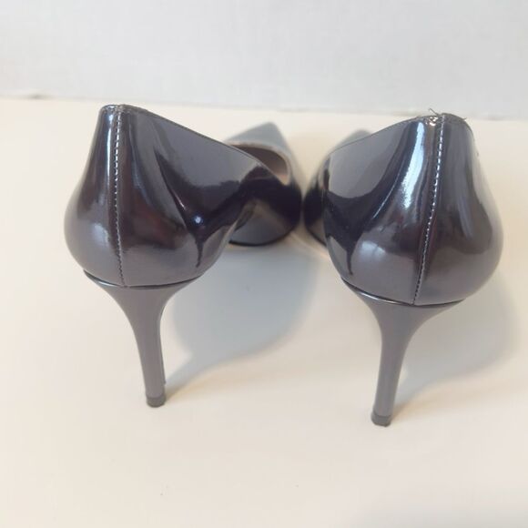 Stuart Weitzman Women’s Power 75 Metallic Gray Pointed Toe Pump Size 7.5 - Picture 6 of 8